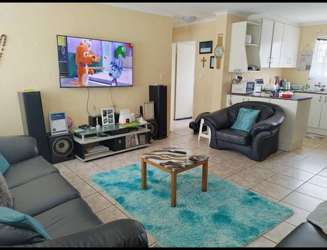 2 BEDROOM TOWNHOUSE FOR SALE IN RIDGEWAY